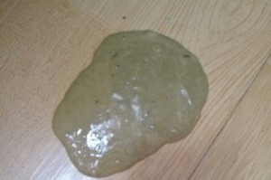 金毛拉稀又吐，宠物主人必读的健康指南（一起了解金毛宠物拉稀和呕吐的原因及解决办法）